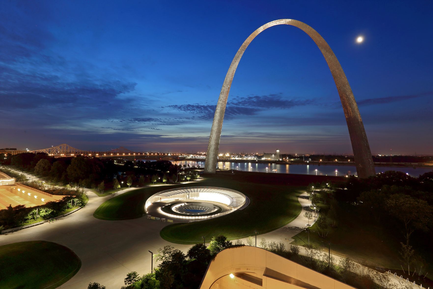 St. Louis Arch and redesigned entrance